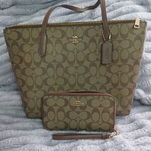 Coach Tan Signature Tote and Wallet Set